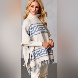 New! Maly Abstract Fringe Trim Poncho Sweater